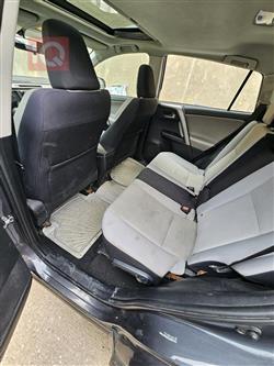 تۆیۆتا ڕاڤ 4